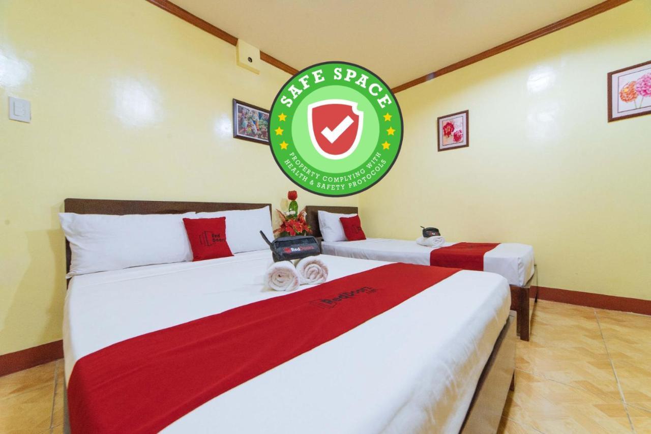Reddoorz Near Golden Sarok Shrine Hotel Kalibo Exterior foto