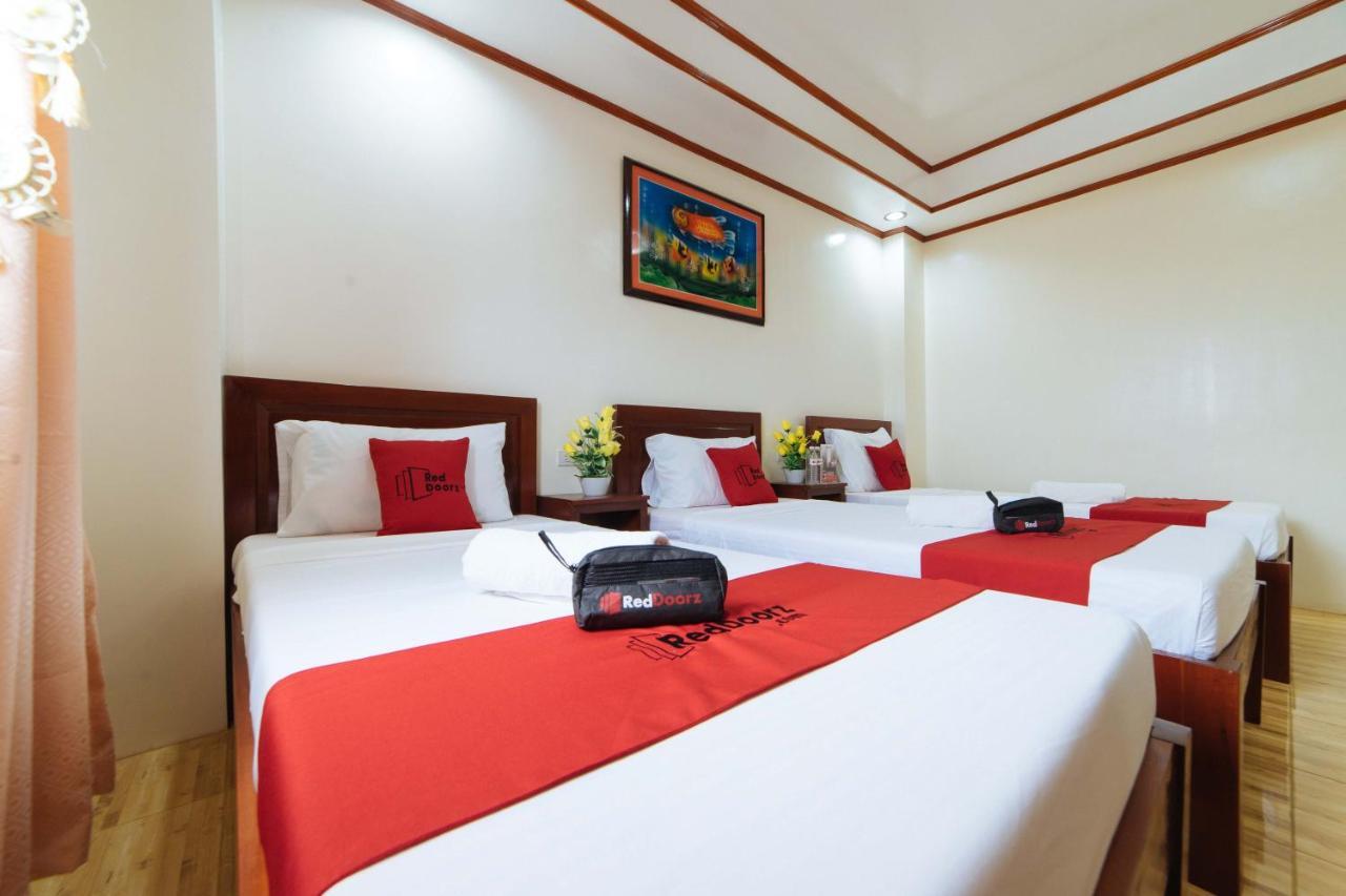 Reddoorz Near Golden Sarok Shrine Hotel Kalibo Exterior foto