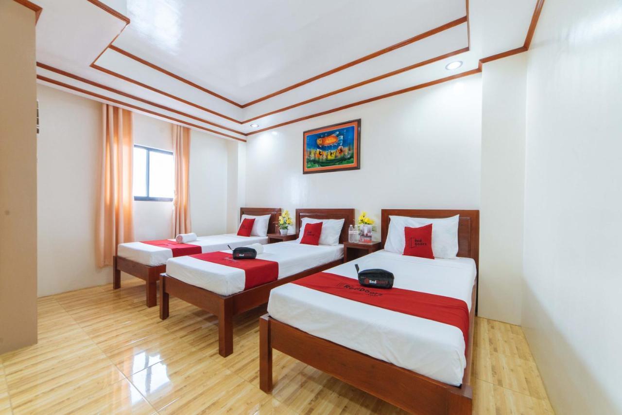 Reddoorz Near Golden Sarok Shrine Hotel Kalibo Exterior foto