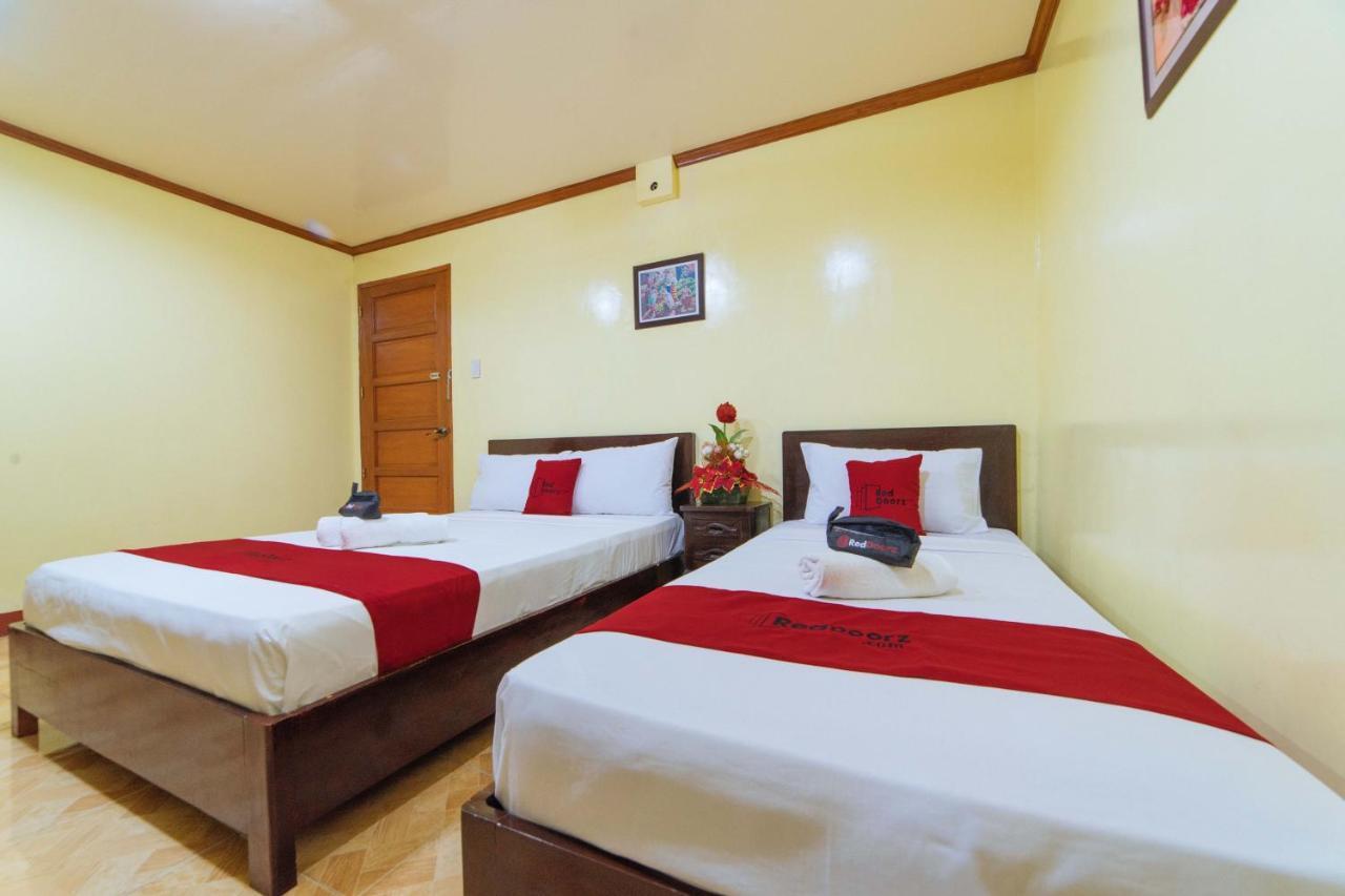 Reddoorz Near Golden Sarok Shrine Hotel Kalibo Exterior foto