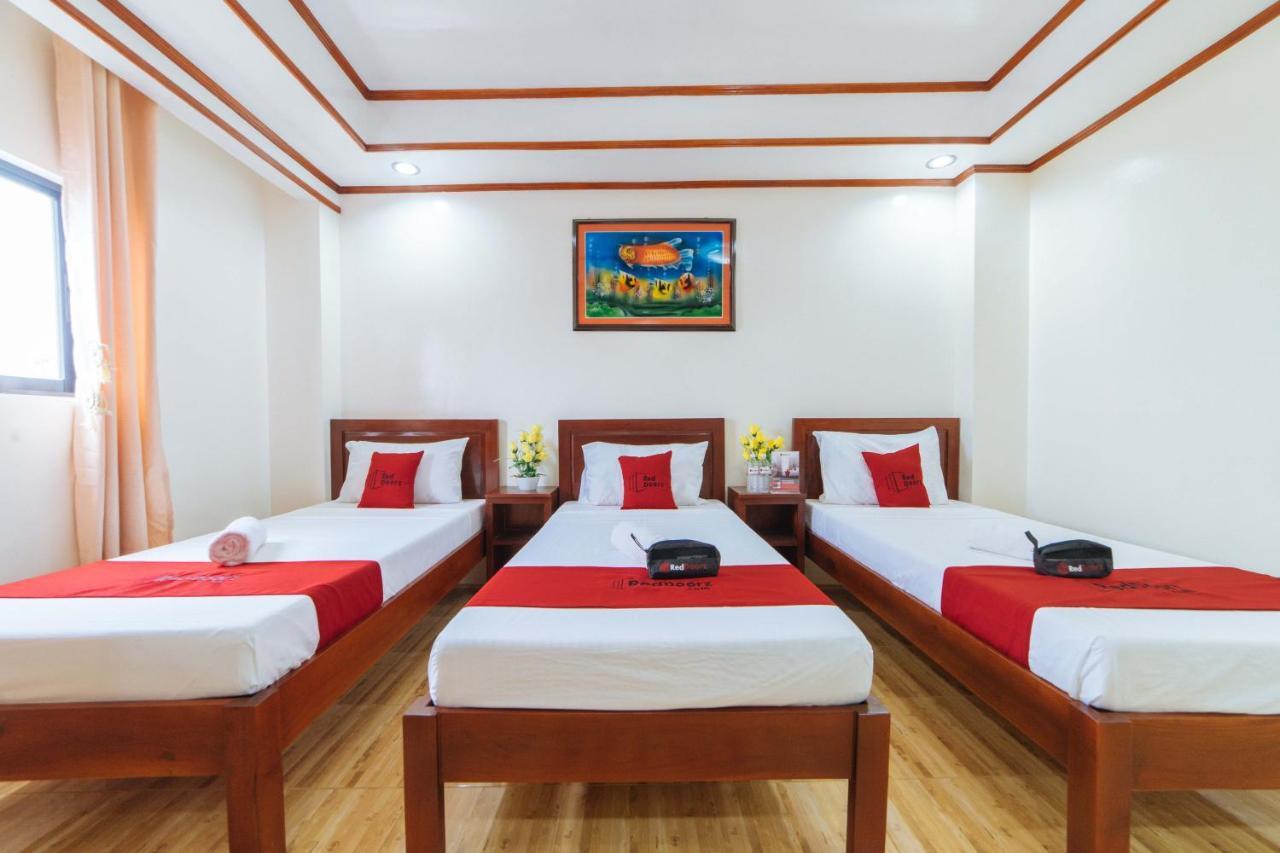 Reddoorz Near Golden Sarok Shrine Hotel Kalibo Exterior foto