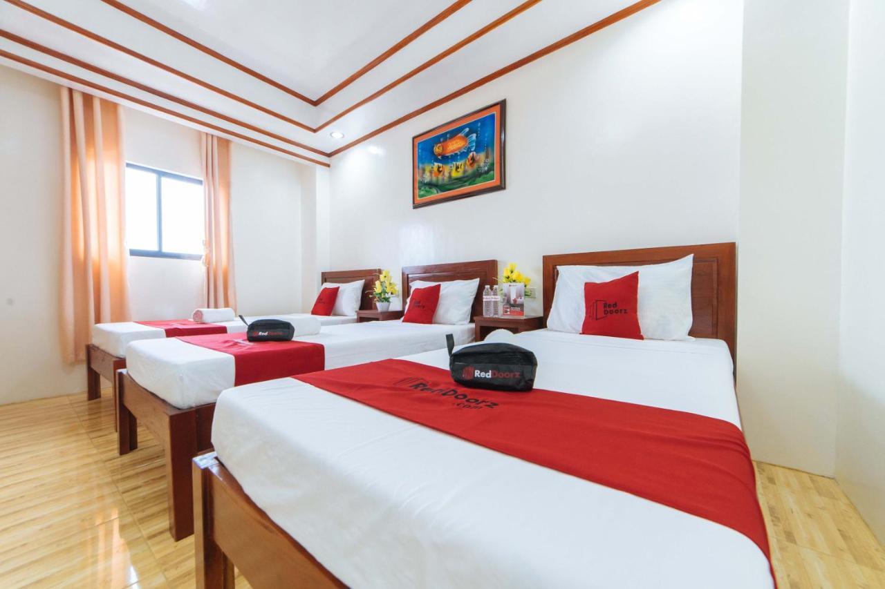Reddoorz Near Golden Sarok Shrine Hotel Kalibo Exterior foto