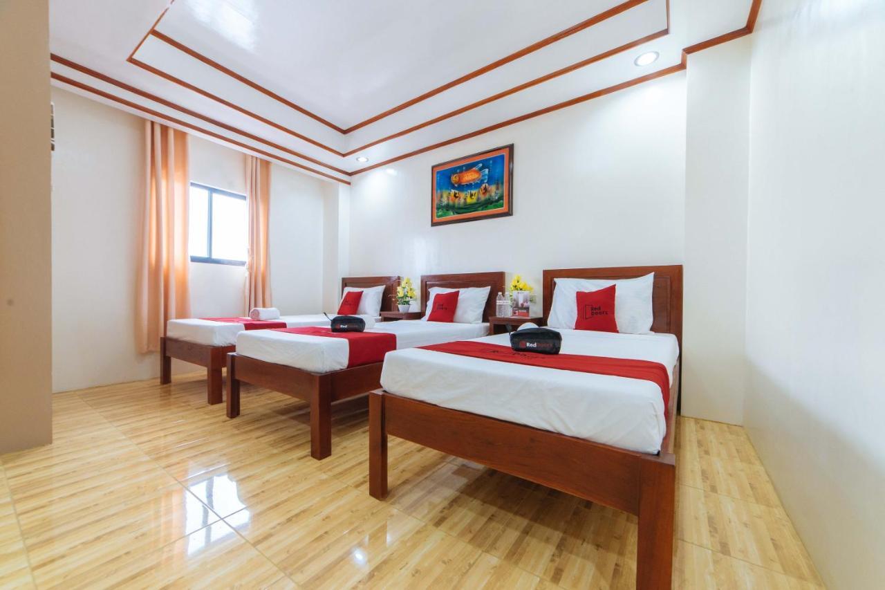 Reddoorz Near Golden Sarok Shrine Hotel Kalibo Exterior foto